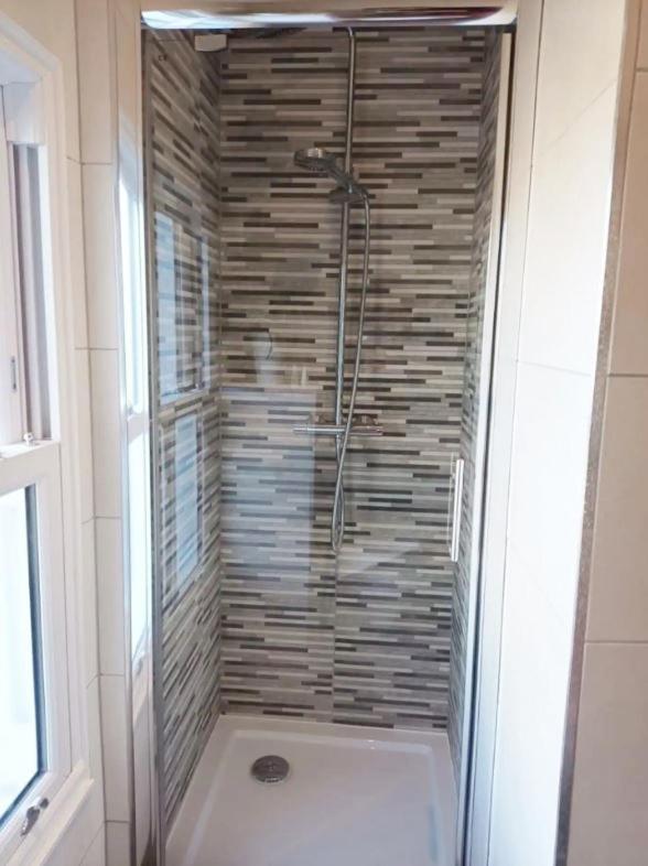 Stylish 2-Bed Flat, Quick Access To London Sights Apartment Exterior foto